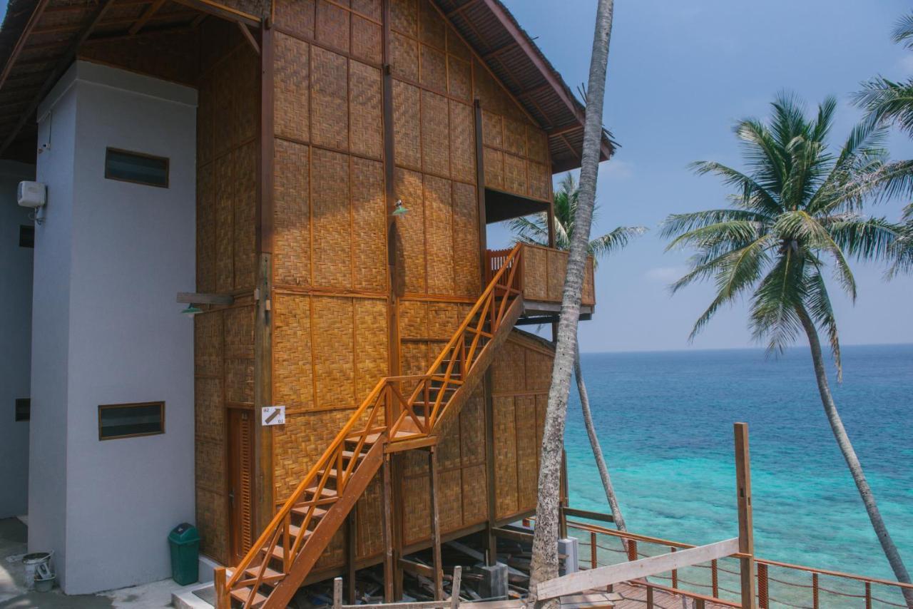 Resort Freddies Santai Sumurtiga 2*