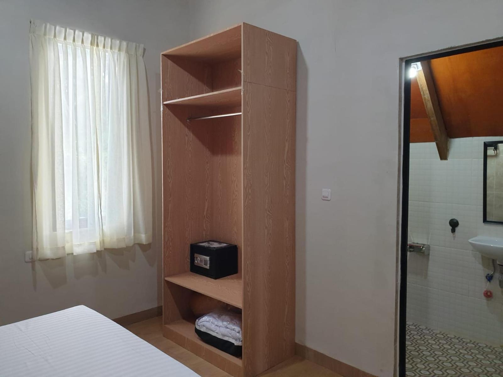 Freddies Santai Sumurtiga Resort 2*