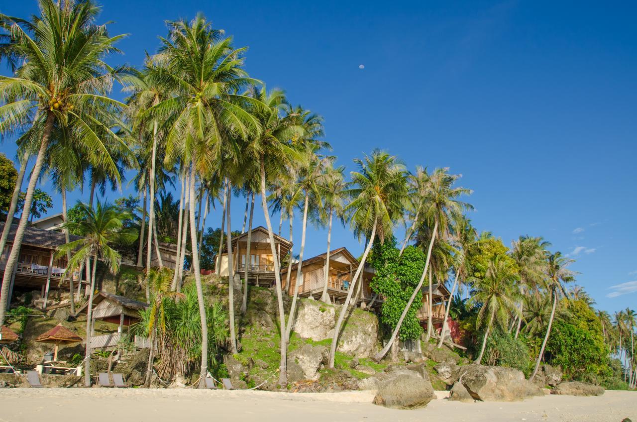 Freddies Santai Sumurtiga Resort