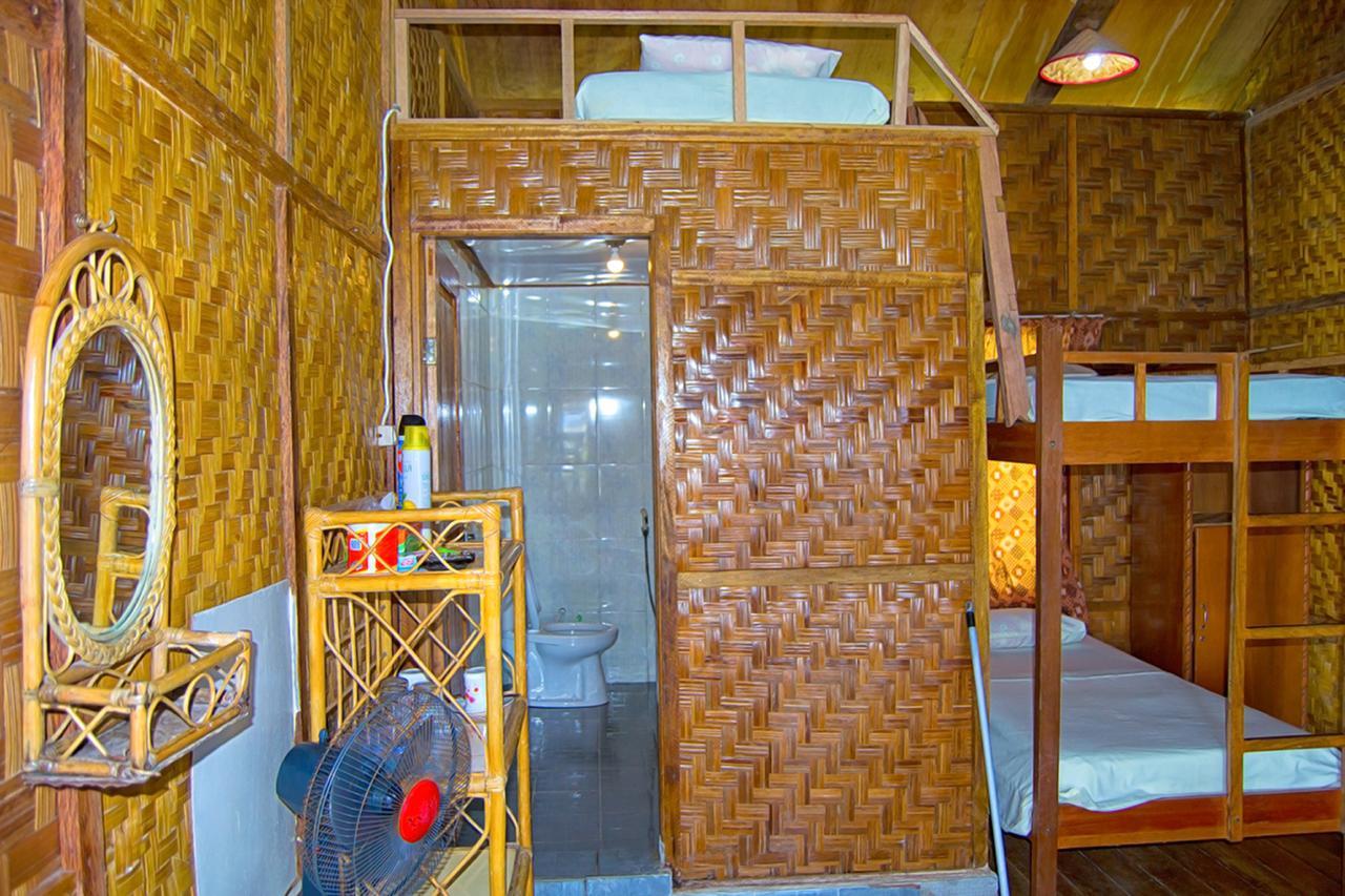 Freddies Santai Sumurtiga Resort 2*