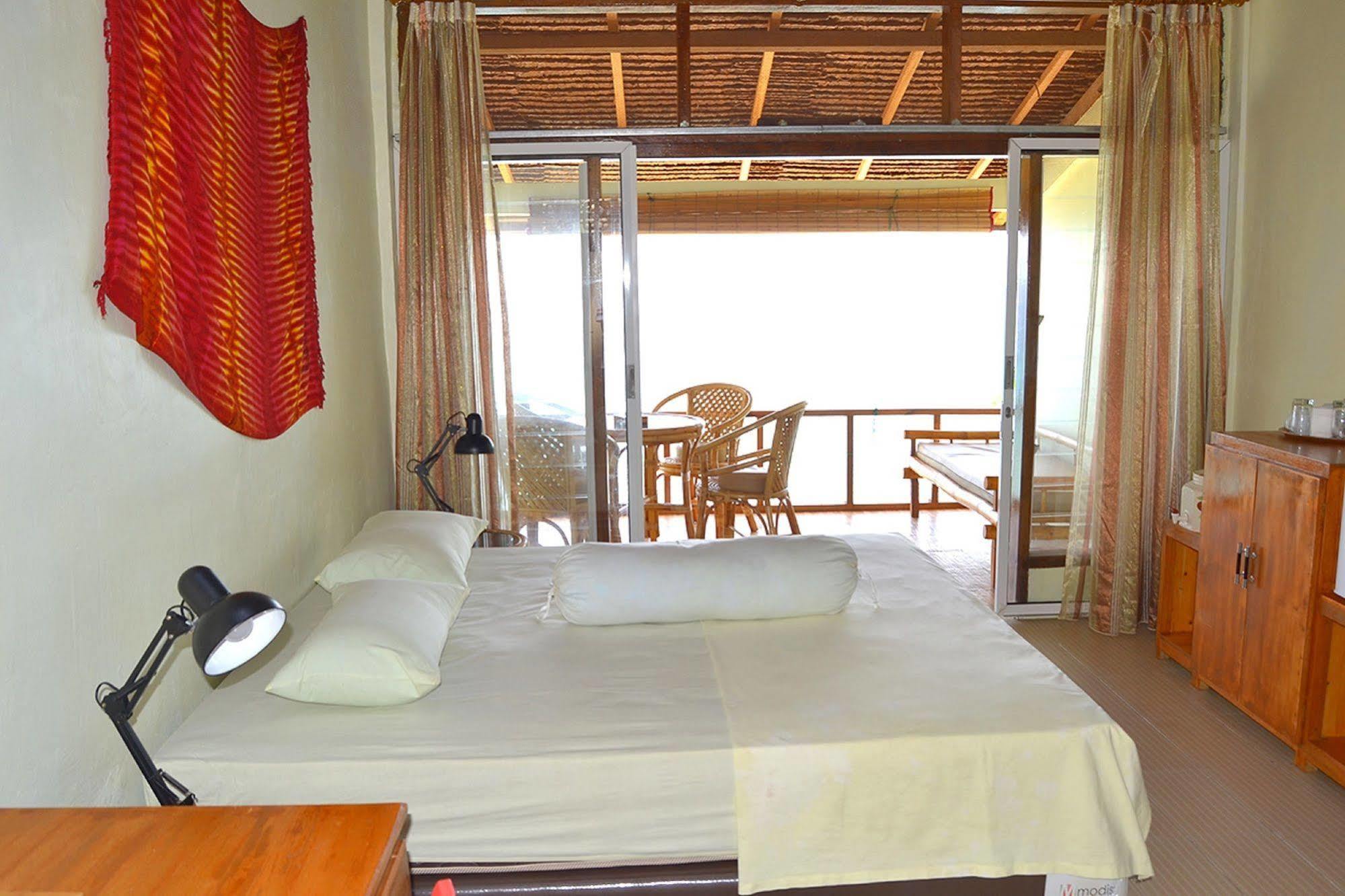 Freddies Santai Sumurtiga Resort Sabang (Weh Island)